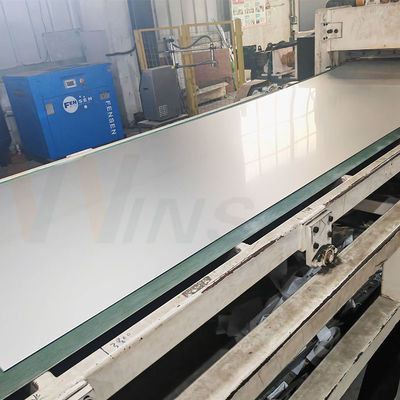 201 เกรด Platon De Acero ไม่สนิท 1250mmx2500mm 0.6mm หนาเหล็กไร้สแตนเลสม้วนเย็น 2b