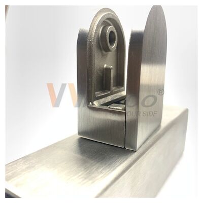 D Shape Inox Stair Clip Grade 304 316 สแตนเลส เครื่องกั้นกระจกสําหรับ 38.1mm 42.4mm 48.3mm 2' Round Railing