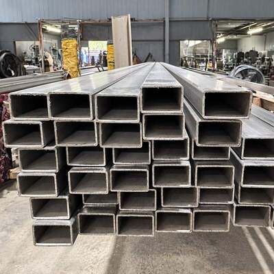 150x300mm ขนาดใหญ่ ท่อสี่เหลี่ยมเหล็กไร้สแตนเลส welded SS201 SS304 SS316 สําหรับการก่อสร้างและการผลิต